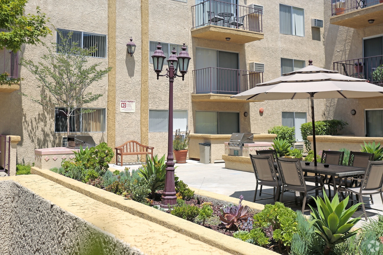 17819 Merridy St, csun, 17819 Merridy St, Northridge, CA 91325, Los Angeles County, Photo:0