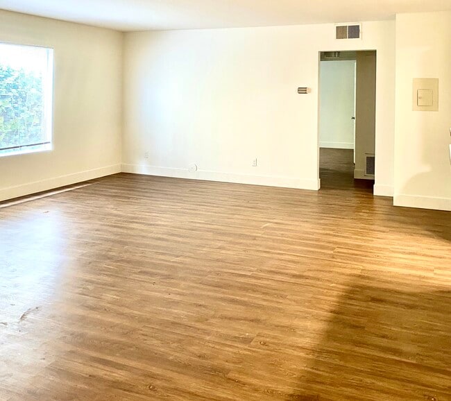 2456 Arizona Ave, undefined, 2456 Arizona Ave, Santa Monica, CA 90404, Photo:3