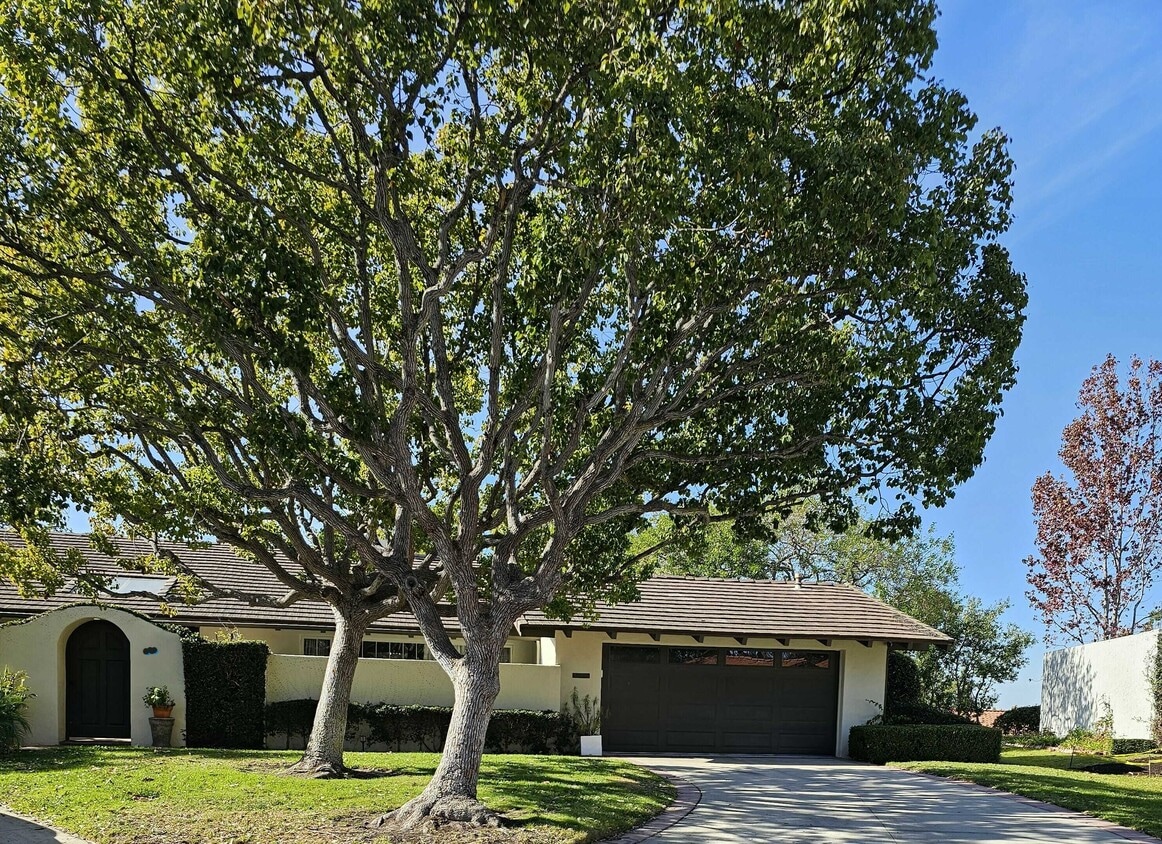301 Esplanade, undefined, 301 Esplanade, Newport Beach, CA 92660, Photo:0