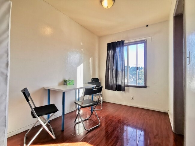 2020 Cloverfield Blvd, undefined, 2020 Cloverfield Blvd Unit 5-B2, Santa Monica, CA 90404, Photo:2