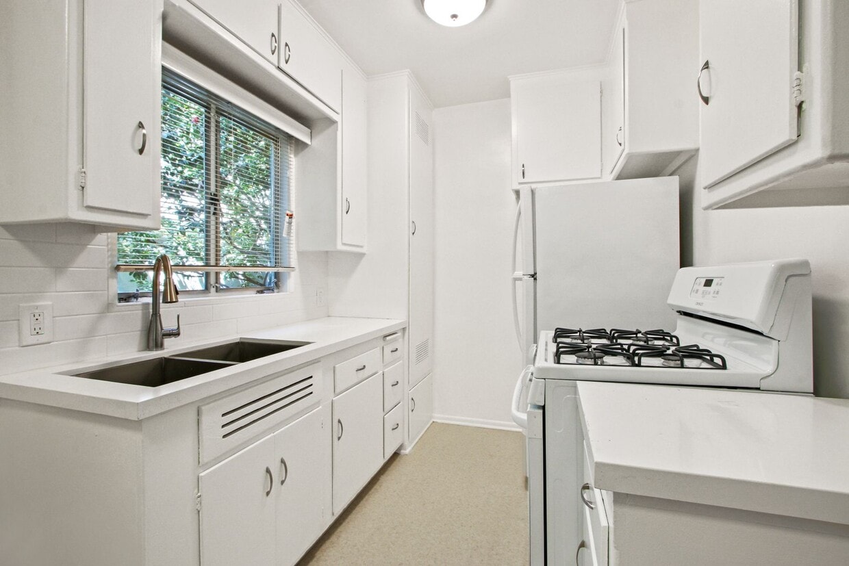 500 California Ave, undefined, 500 California Ave, Santa Monica, CA 90403, Photo:0