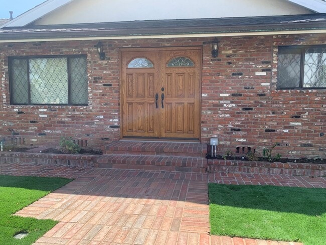 10835 Petit Ave, csun, 10835 Petit Ave, Los Angeles, CA 91344, Photo:1