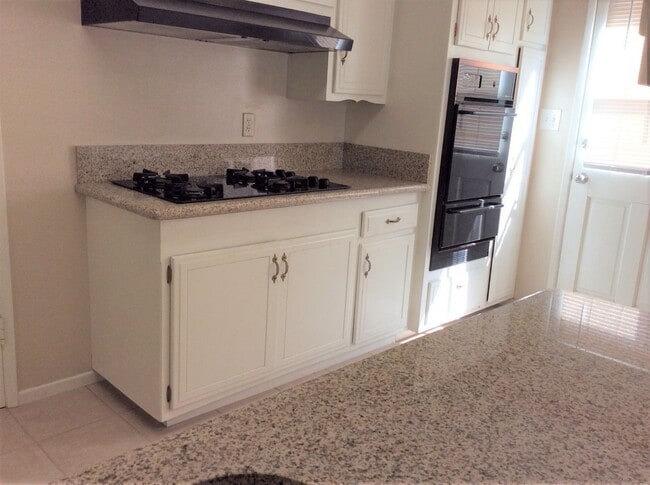 568 Glenhill Dr, undefined, 568 Glenhill Dr, Riverside, CA 92507, Photo:4