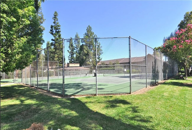 9708 Amigo Ave, csun, 9708 Amigo Ave, Northridge, CA 91324, Photo:3