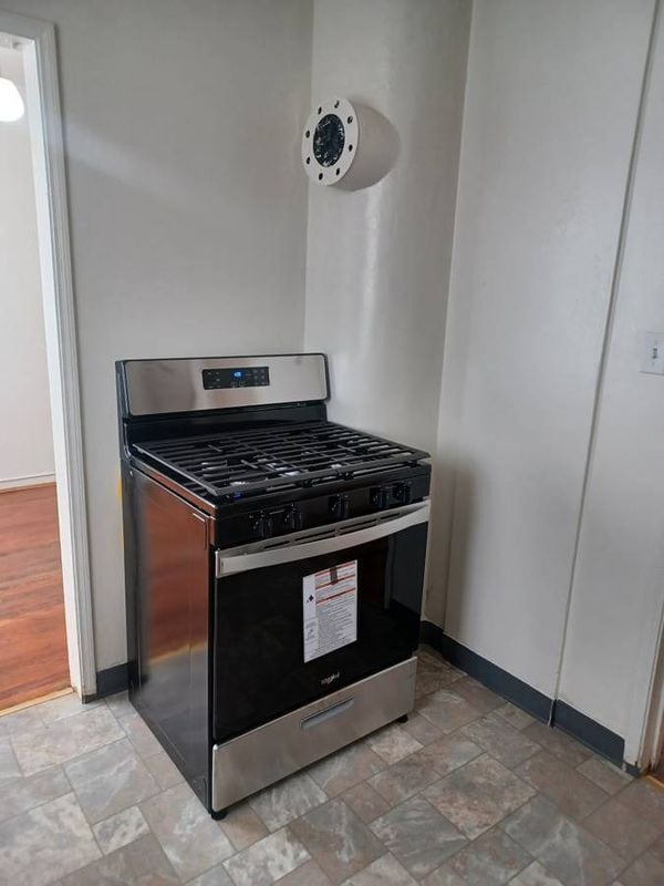 825 61st St, undefined, 825 61st St, Oakland, CA 94608, Photo:0
