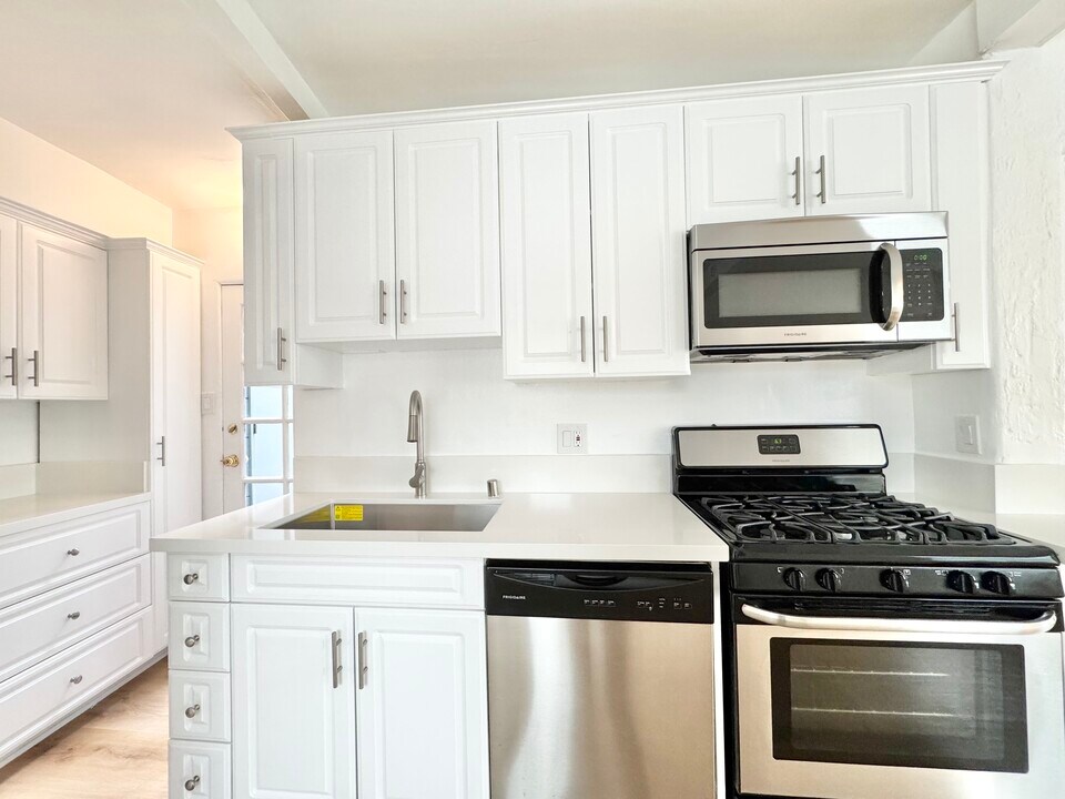 2601 14th St, smc, 2601 14th St, Santa Monica, CA 90405, Photo:11