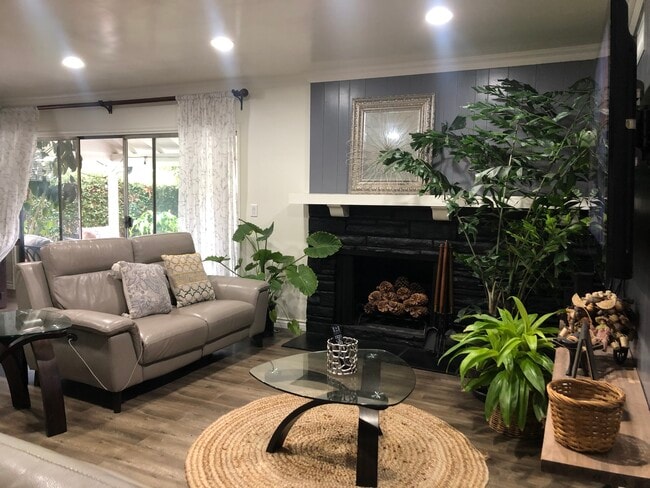 9333 Swinton Ave, csun, 9333 Swinton Ave, North Hills, CA 91343, Photo:4