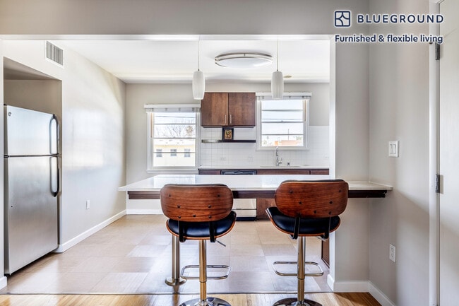 1009 Elkgrove Ave, undefined, 1009 Elkgrove Ave, Los Angeles, CA 90291, Photo:4
