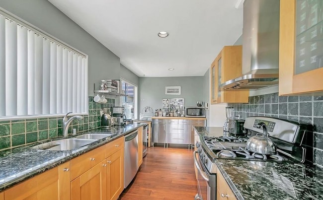 1139 Yale St, undefined, 1139 Yale St, Santa Monica, CA 90403, Photo:2