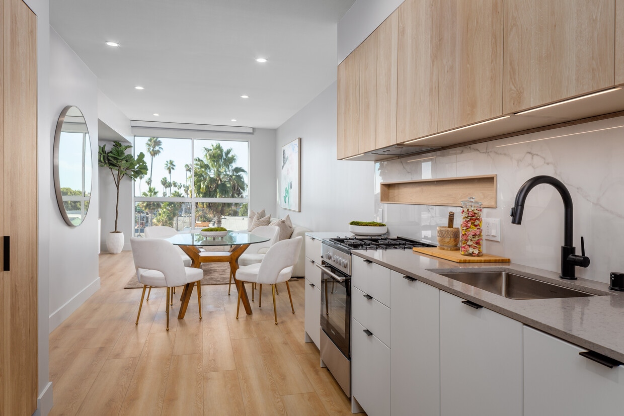 12431 Rochester Ave, undefined, 12431 Rochester Ave, Los Angeles, CA 90025, Photo:0