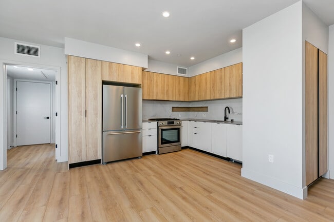 12431 Rochester Ave, undefined, 12431 Rochester Ave, Los Angeles, CA 90025, Photo:3