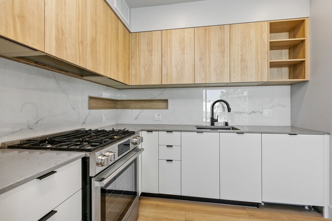 12431 Rochester Ave, undefined, 12431 Rochester Ave, Los Angeles, CA 90025, Photo:4
