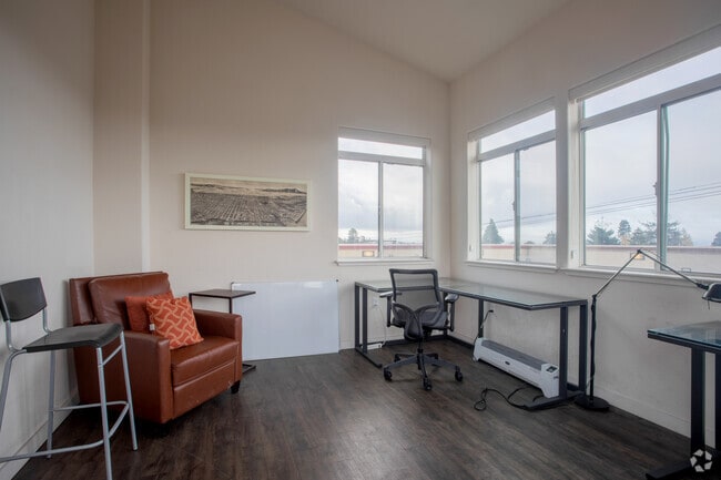 Stranda Apartments, undefined, 2489 Martin Luther King Jr Way, Berkeley, CA 94704, Photo:4
