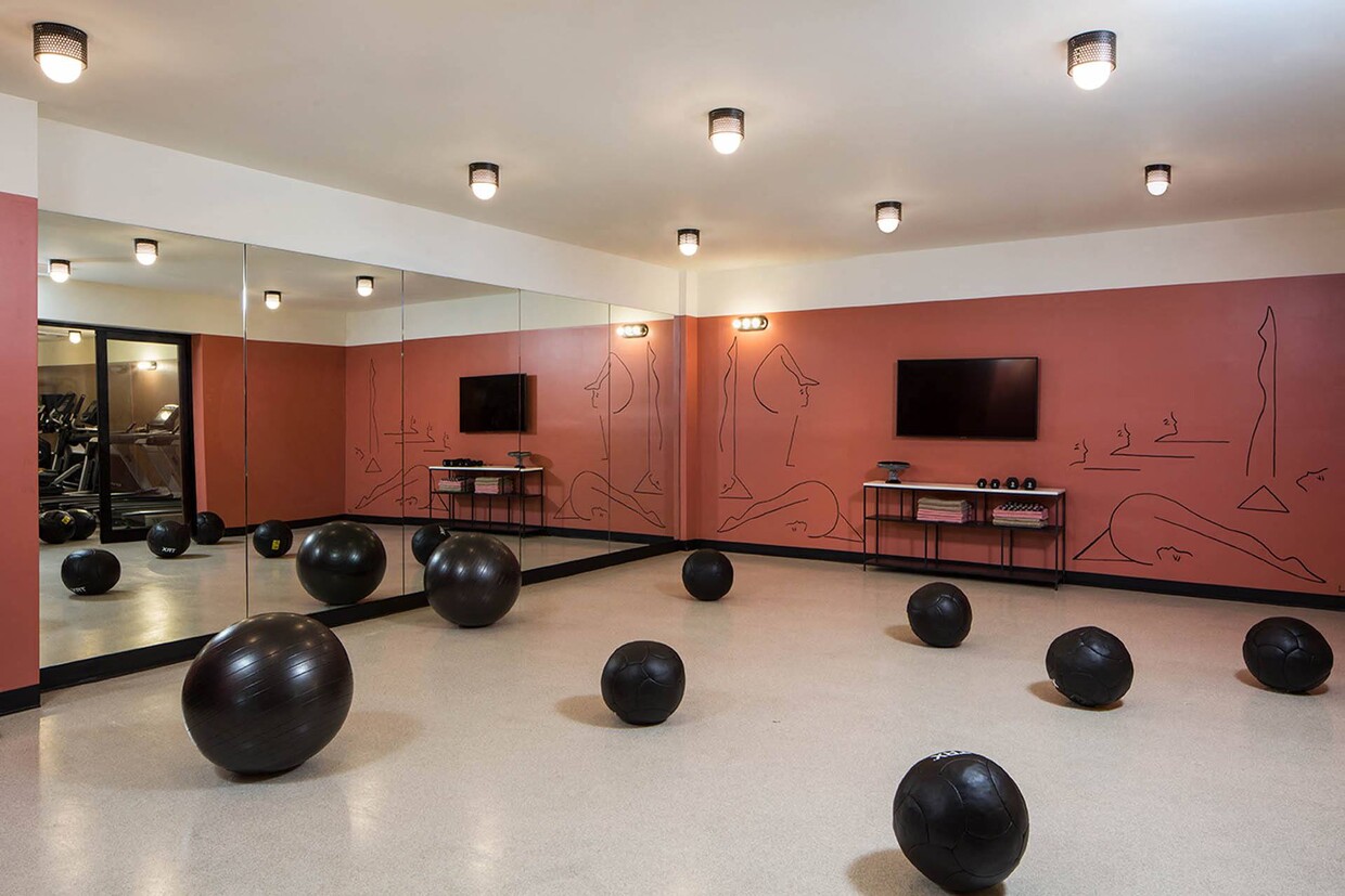 The Flat, usc, 750 Garland Ave, Los Angeles, CA 90017, USA, Photo:7