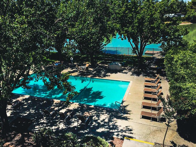 Lakeshore Apartments, undefined, 1175 Lake Blvd, Davis, CA 95616, Photo:1
