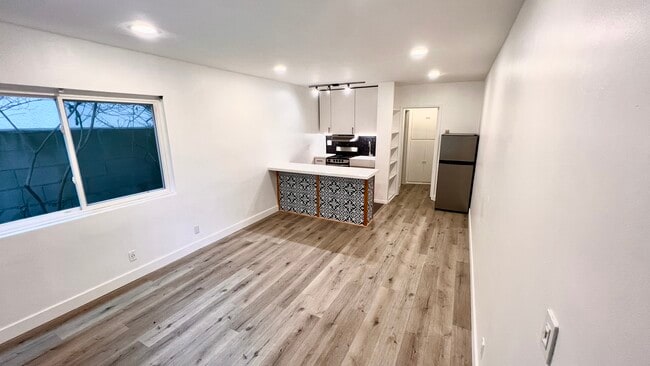 14 28th Ave, undefined, 14 28th Ave , Los Angeles, CA 90291, Photo:3
