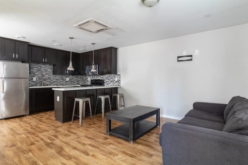 Giang & Tiang Apartments, usc, 1168 W 36th Pl, Los Angeles, CA 90007, USA, Photo:2