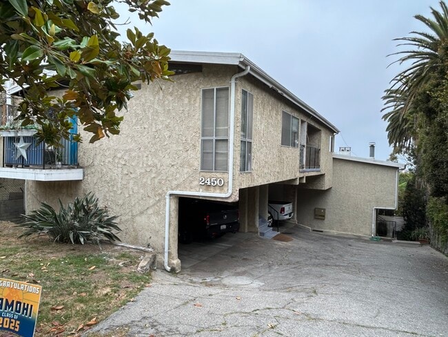 2450 Beverley Ave, undefined, 2450 Beverley Ave, Santa Monica, CA 90405, United States, Photo:1
