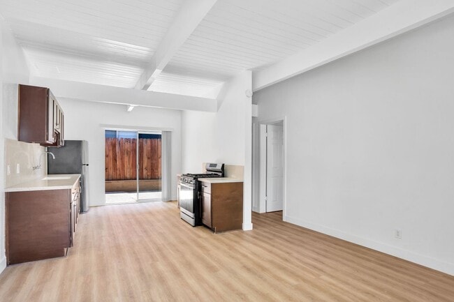 Rock Ridge, undefined, 3581 Chicago Ave, Riverside, CA 92507, Photo:2