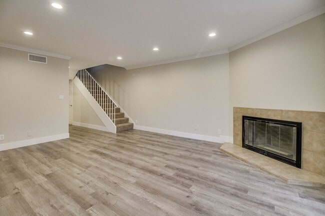 Fairway Villas Apartment Homes, undefined, 20122 Santa Ana Ave, Newport Beach, CA 92660, Photo:1
