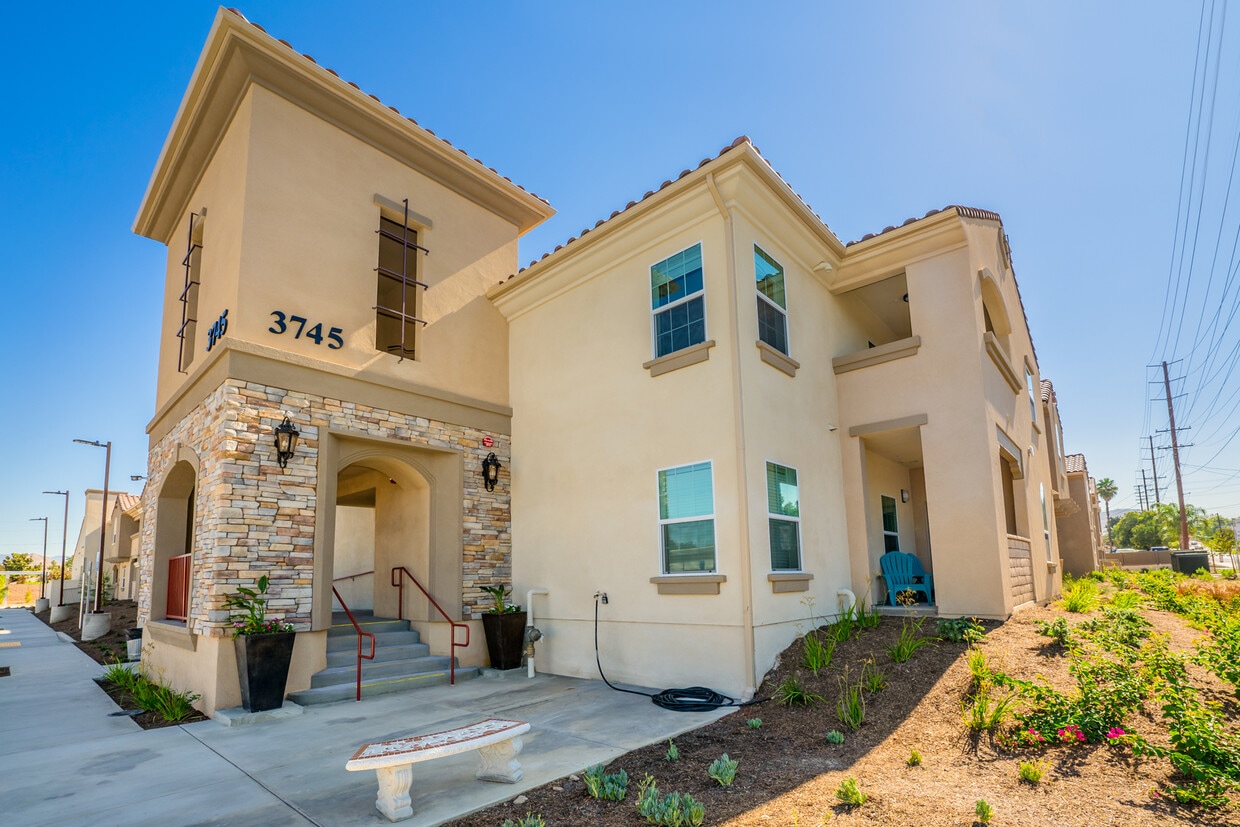 3745 Strong St, Riverside, CA 92501, undefined, 3745 Strong St, Riverside, CA 92501, Photo:0