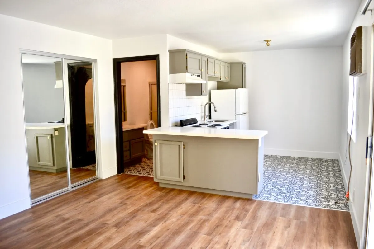 Studio 42, undefined, 2642 Ellendale Pl, Los Angeles, CA 90007, USA, Photo:4