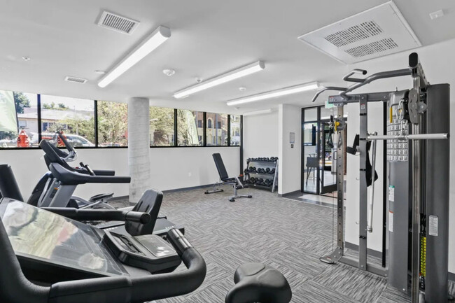 2847 Leeward Ave, usc, 2847 Leeward Ave, Los Angeles, CA 90005, USA, Photo:12