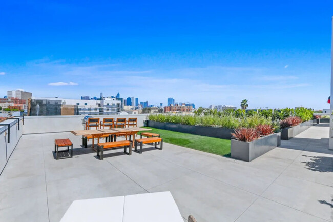 2847 Leeward Ave, usc, 2847 Leeward Ave, Los Angeles, CA 90005, USA, Photo:13