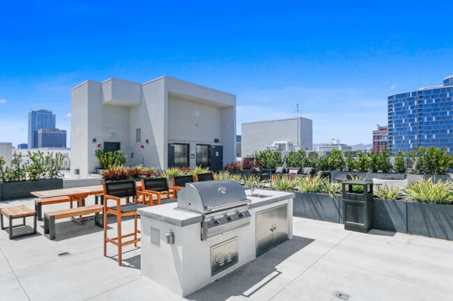 2847 Leeward Ave, usc, 2847 Leeward Ave, Los Angeles, CA 90005, USA, Photo:14