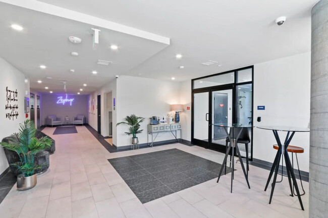 2847 Leeward Ave, usc, 2847 Leeward Ave, Los Angeles, CA 90005, USA, Photo:16