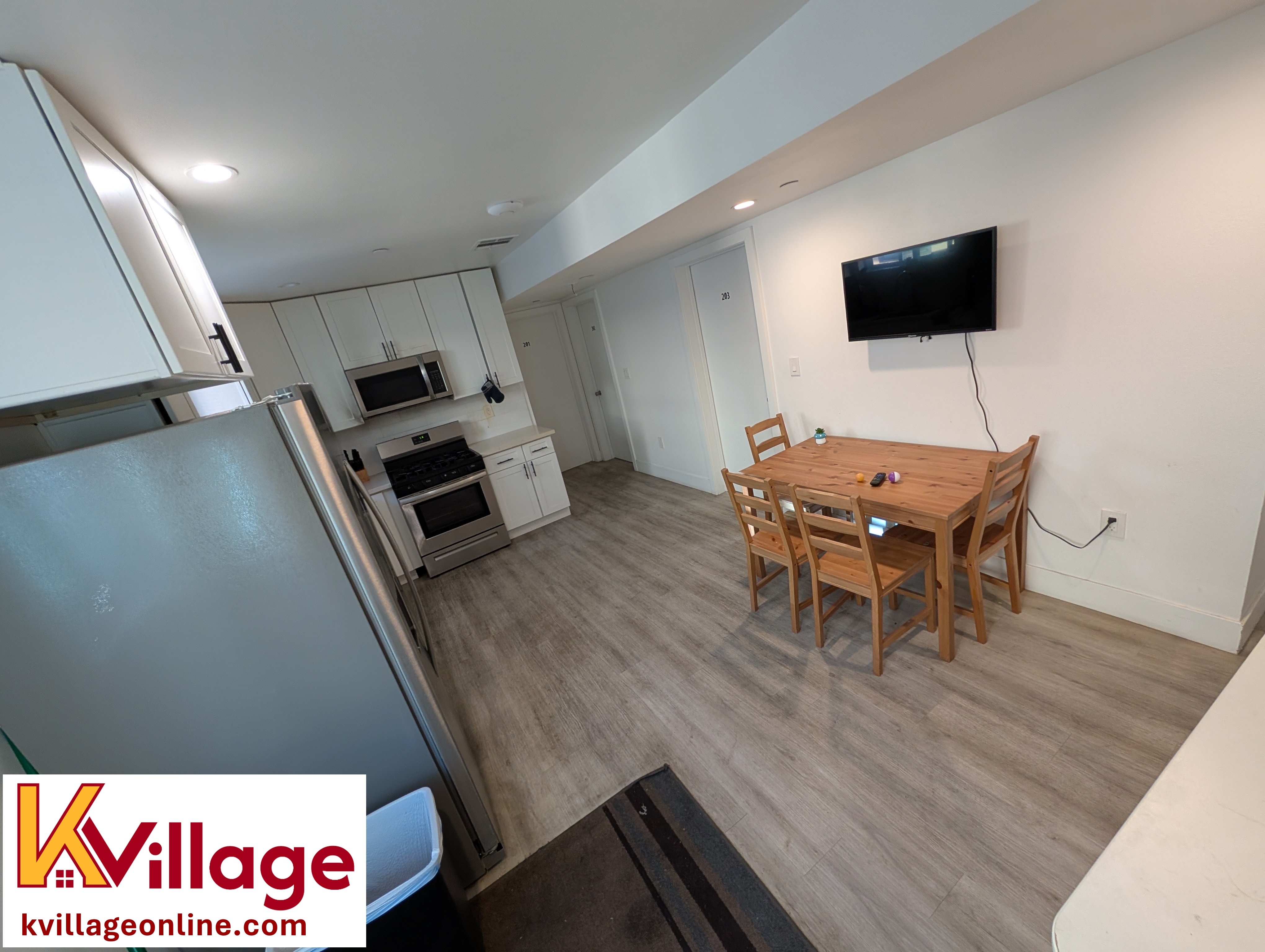 Get your own room @ K Village Apts, undefined, 1571 W 37th Pl, Los Angeles, CA 90018, USA, Photo:7