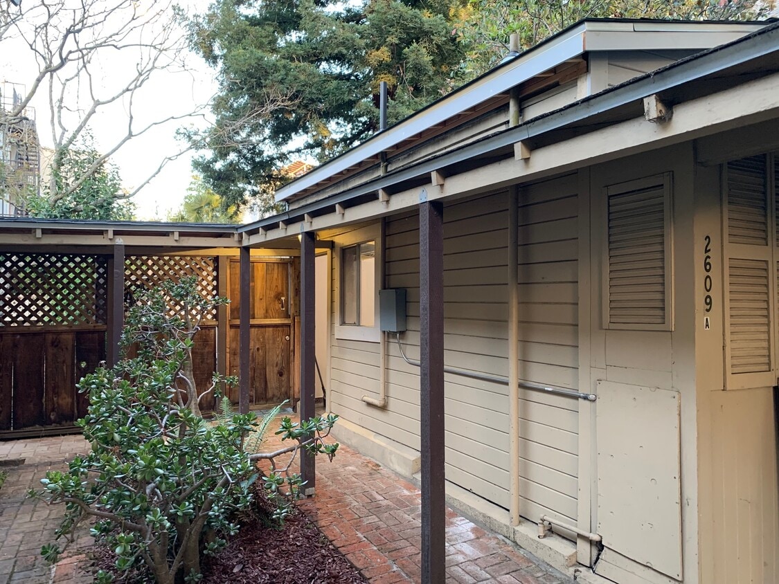 2609 Dana St Unit COTTAGE, undefined, 2609 Dana St, Berkeley, CA 94704, Photo:0