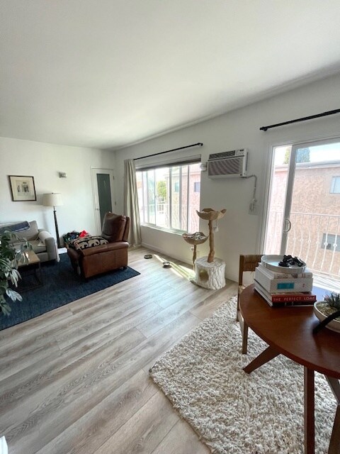 2645 28th St, smc, 2645 28th St, Santa Monica, CA 90405, Photo:13