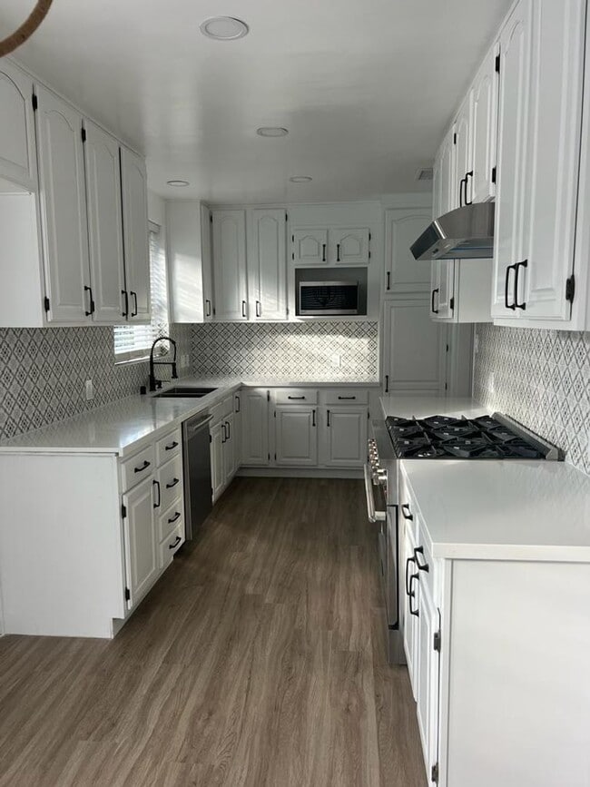 1722 Amherst Ave, undefined, 1722 Amherst Ave, Los Angeles, CA 90025, Photo:3