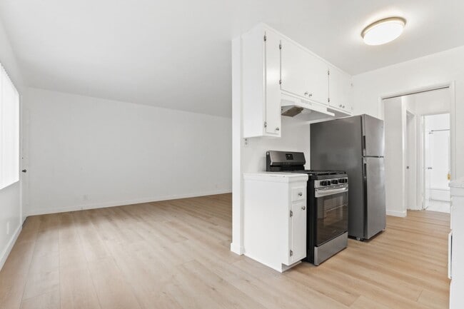 1437 Brockton Ave, undefined, 1437 Brockton Ave Unit 03, Los Angeles, CA 90025, Photo:2
