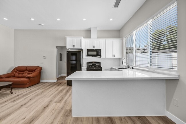 9998 Louise Ave, csun, 9998 Louise Ave, Northridge, CA 91325, Photo:3