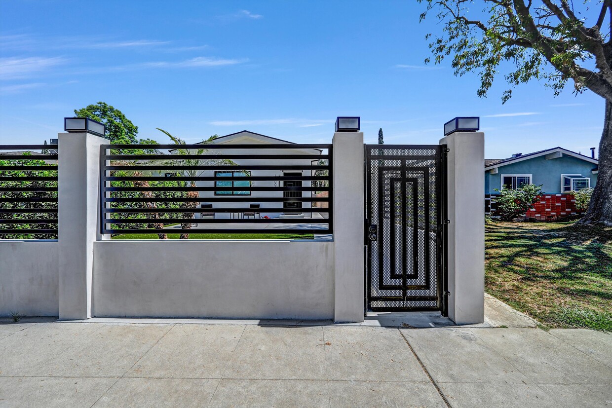 9998 Louise Ave, csun, 9998 Louise Ave, Northridge, CA 91325, Photo:0