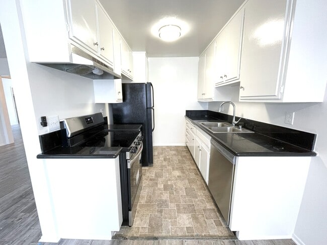 11771 National Blvd, undefined, 11771 National Blvd, Los Angeles, CA 90064, Photo:2