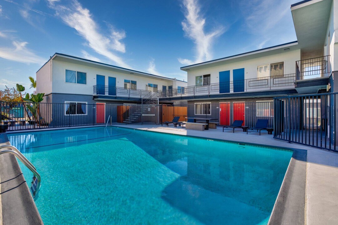 Santa Monica Palms, smc, 2501 Pico Blvd, Santa Monica, CA 90405, Photo:1