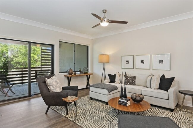 Meridian Place, undefined, 820 B St, Davis, CA 95616, Photo:2