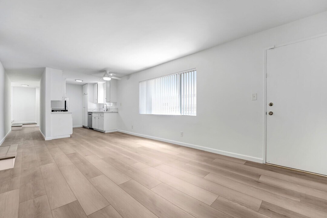 2927 Arizona Ave Unit 1, smc, 2927 Arizona Ave, Santa Monica, CA 90404, USA, Photo:8