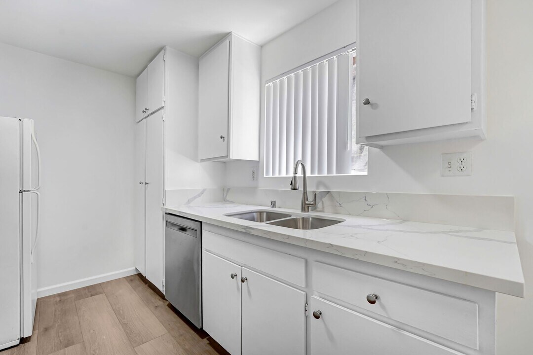 2927 Arizona Ave Unit 1, smc, 2927 Arizona Ave, Santa Monica, CA 90404, USA, Photo:10