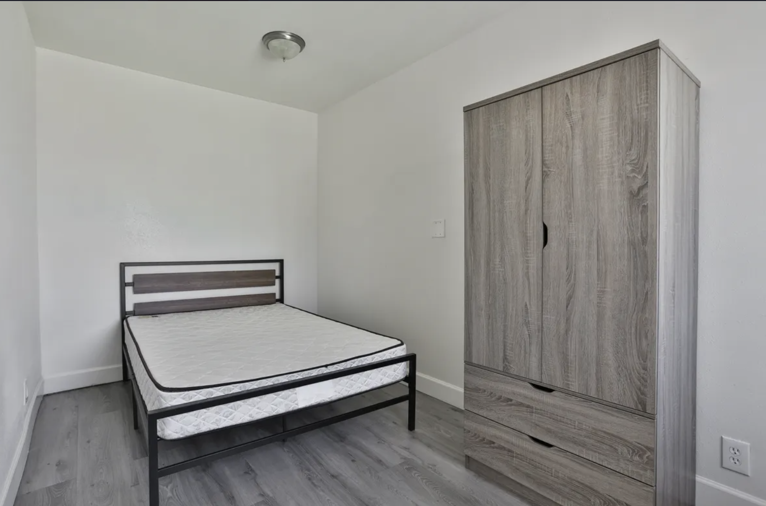 1324 W 36th St, usc, 1324 W 36th St, Los Angeles, CA 90007, USA, Photo:3