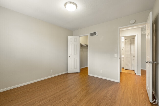 Pacific Gardens Genesee, undefined, 8148 Genesee Ave, San Diego, CA 92122, Photo:2