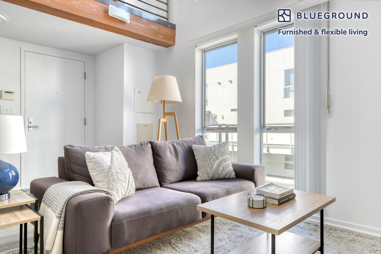 4133 Redwood Ave, undefined, 4133 Redwood Ave, Los Angeles, CA 90066, Photo:0