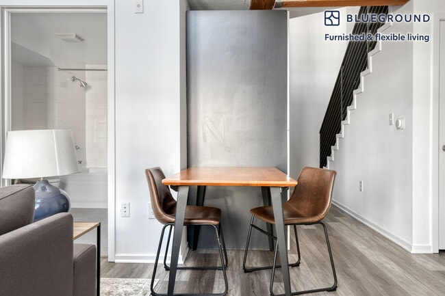 4133 Redwood Ave, undefined, 4133 Redwood Ave, Los Angeles, CA 90066, Photo:4