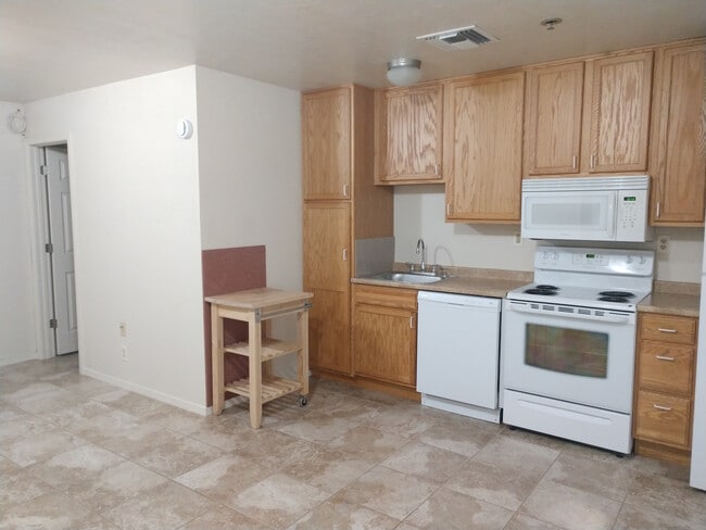 1806 S Roberts Rd, undefined, 1806 S Roberts Rd, Tempe, AZ 85281, Photo:4