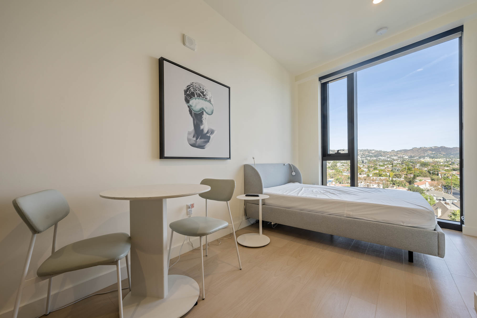 AYAN ON WILSHIRE , usc, 6401 Wilshire Blvd, Los Angeles, CA 90048, USA, Photo:3