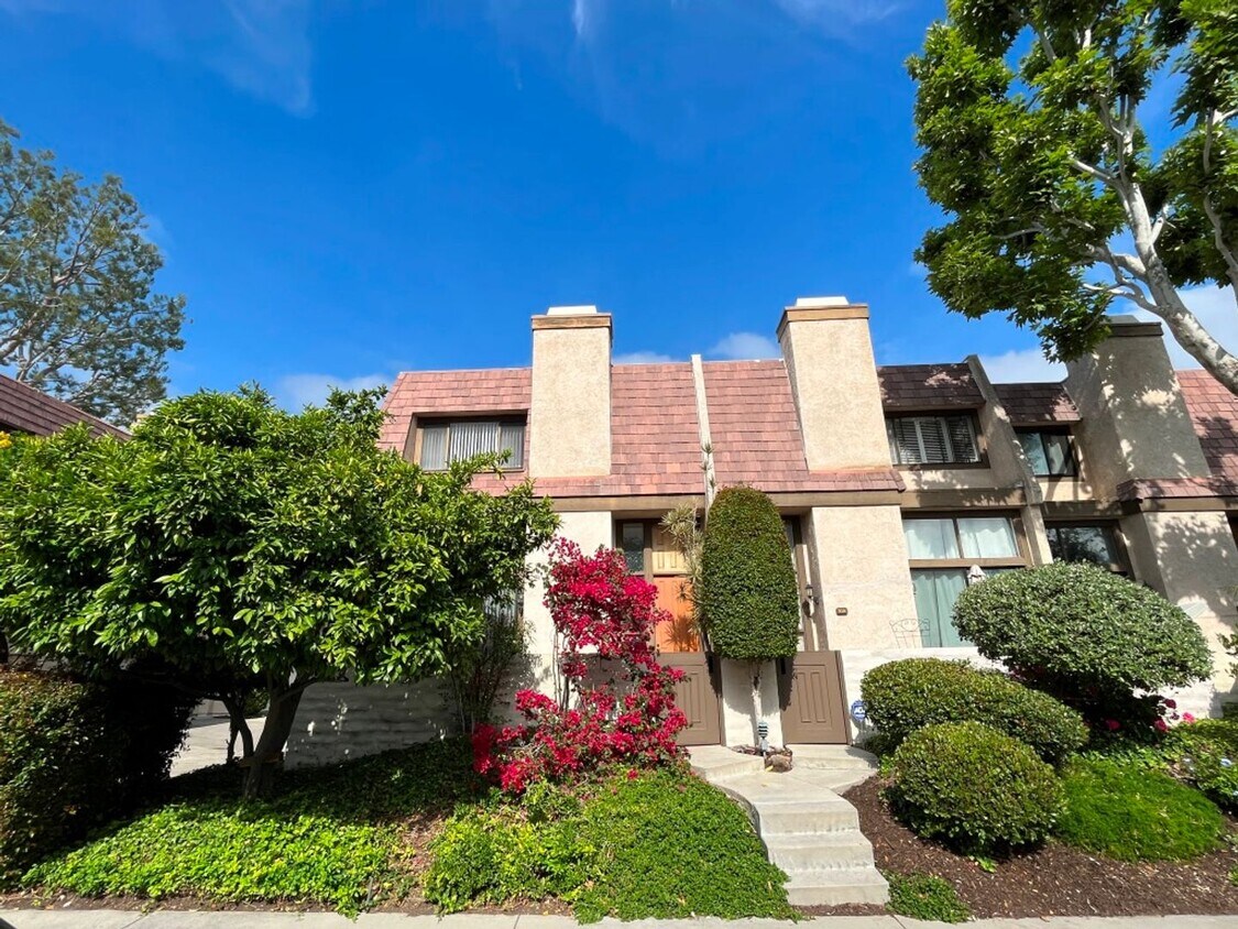9000 Vanalden Ave, csun, 9000 Vanalden Ave, Los Angeles, CA 91324, Photo:0