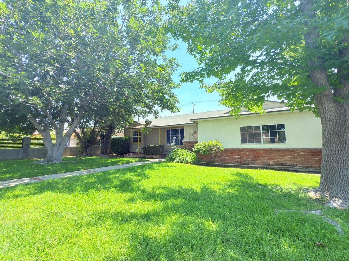 16656 Nordhoff St, csun, 16656 Nordhoff St, Los Angeles, CA 91343, Photo:0